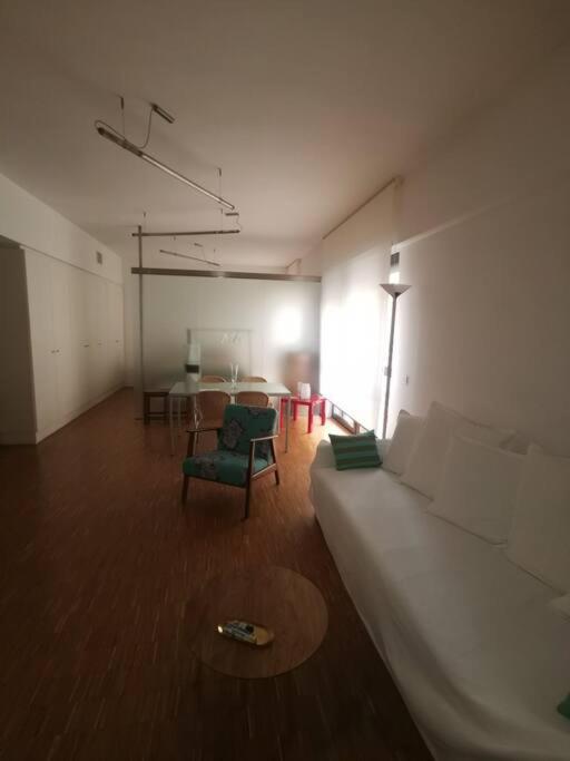 New Cosy Apartment Near To Petruzzelli Theatre Bari Ngoại thất bức ảnh